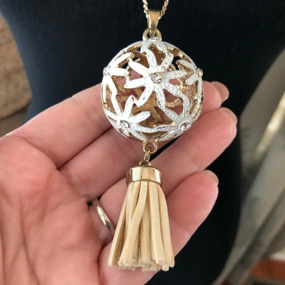 Long Gold Tone White Floral Sphere Pendant Necklace with tassel accent Crystals - Picture 2 of 3